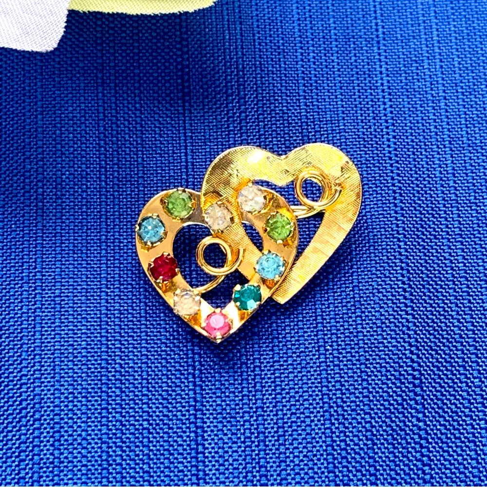 Vintage Gold Filled Double Heart Brooch with Rhinestones. Great Christmas gift! - Picture 4 of 4